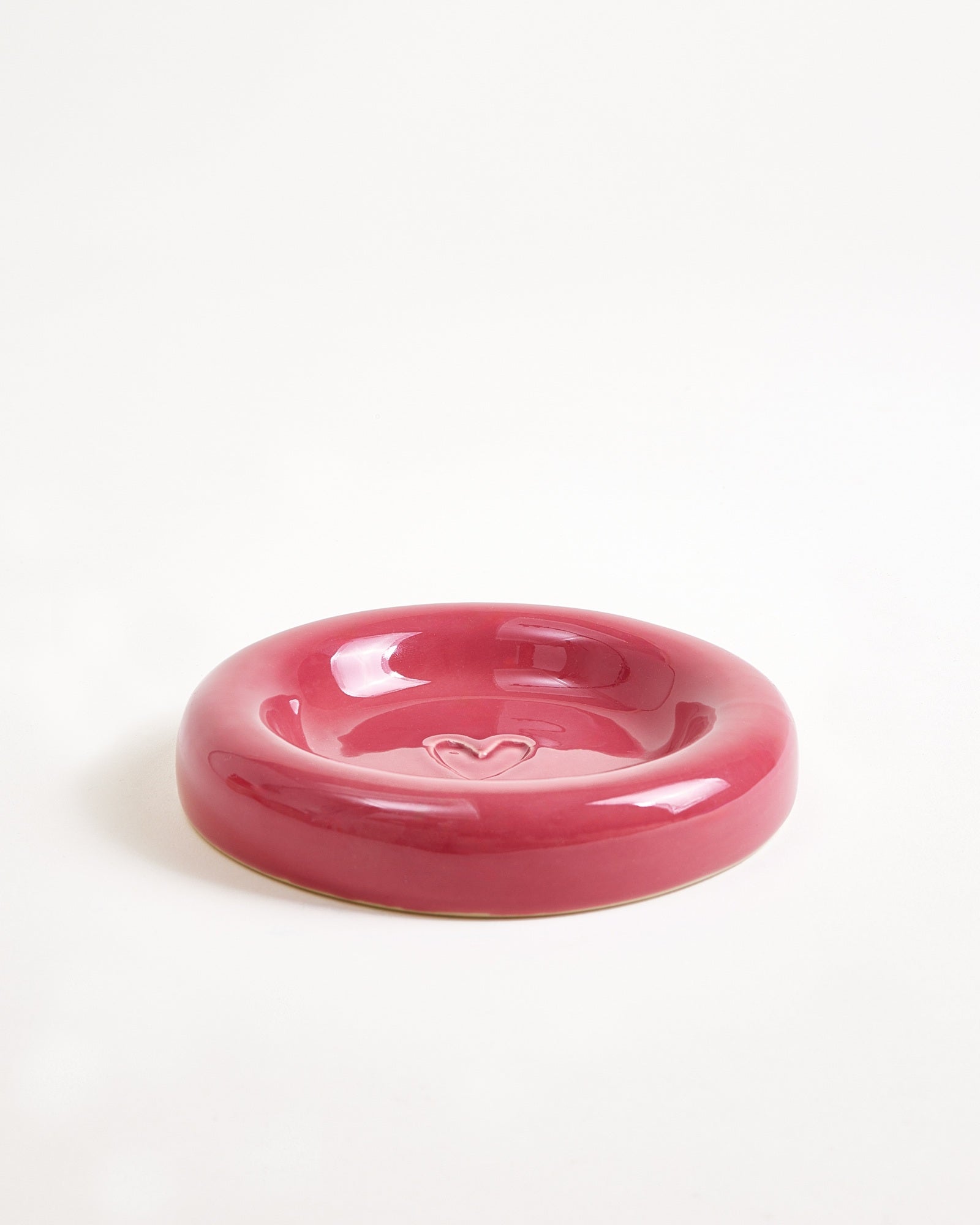 Seia mug with heart & saucer bordeaux