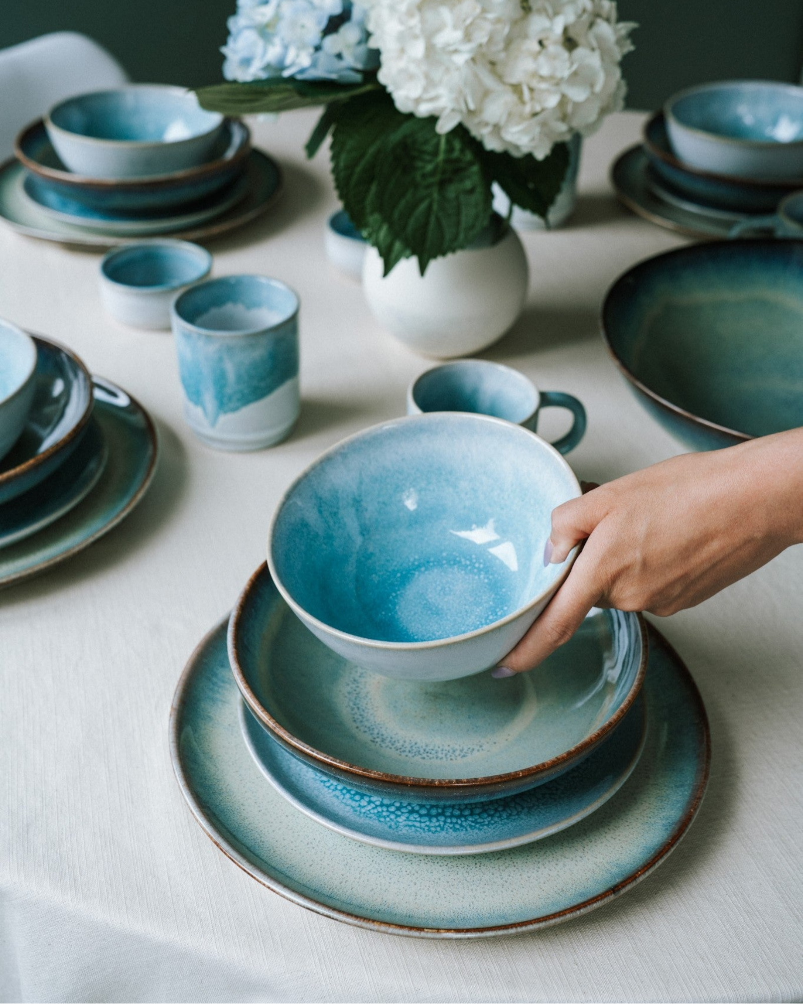 Cordoama Table Setting Stories - 16 pieces