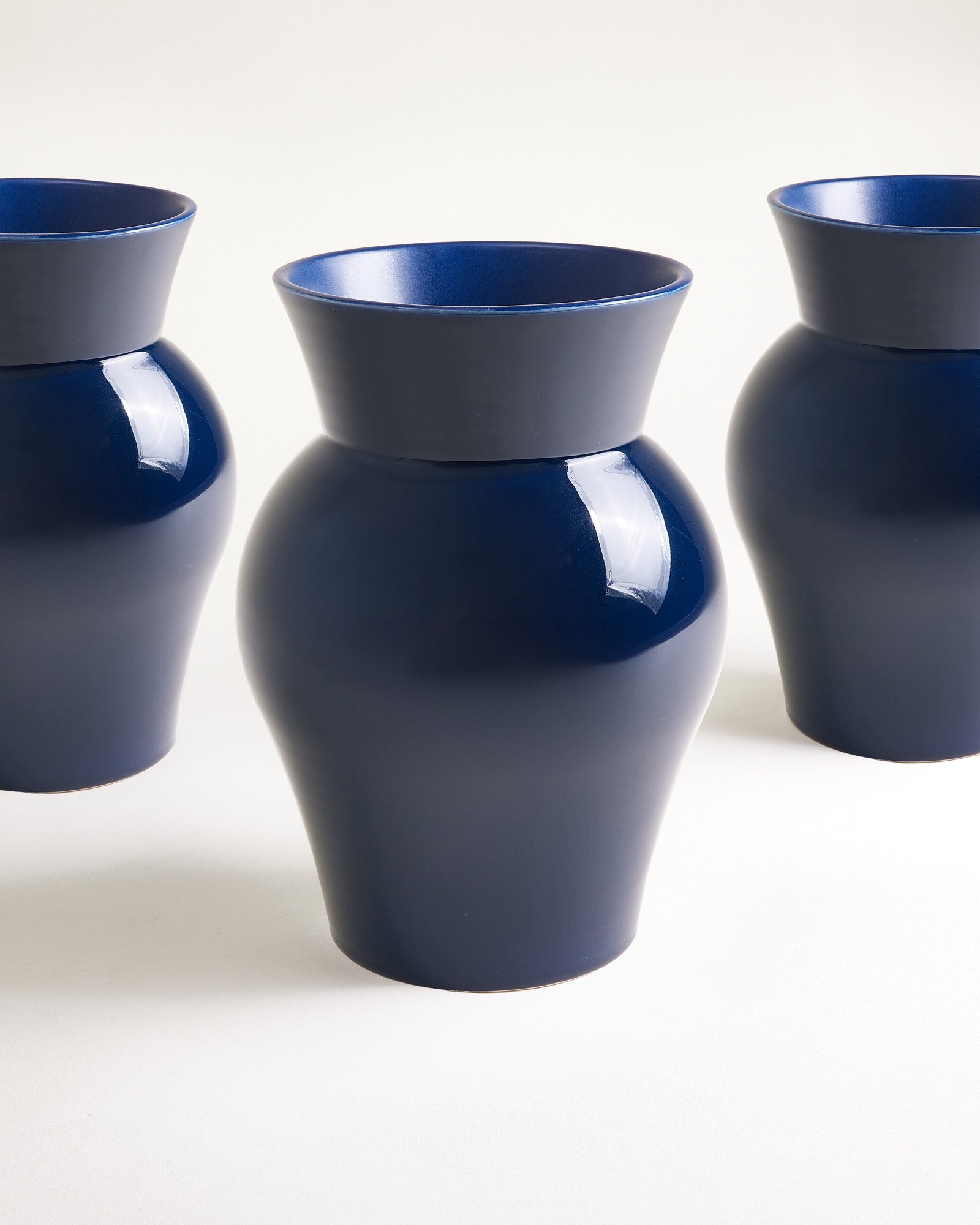 Alva Vase L dunkelblau