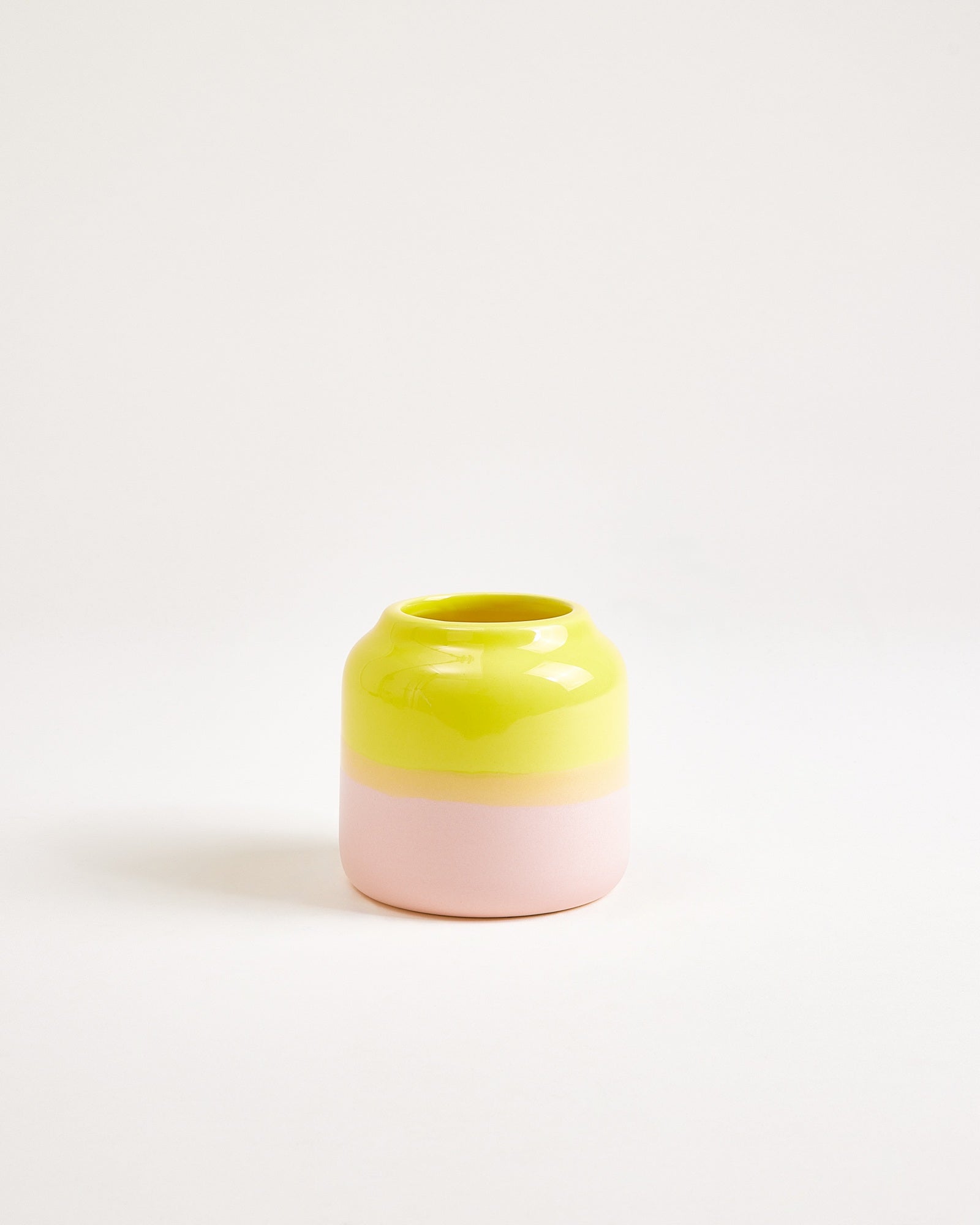 Bebé vaas geel rosé