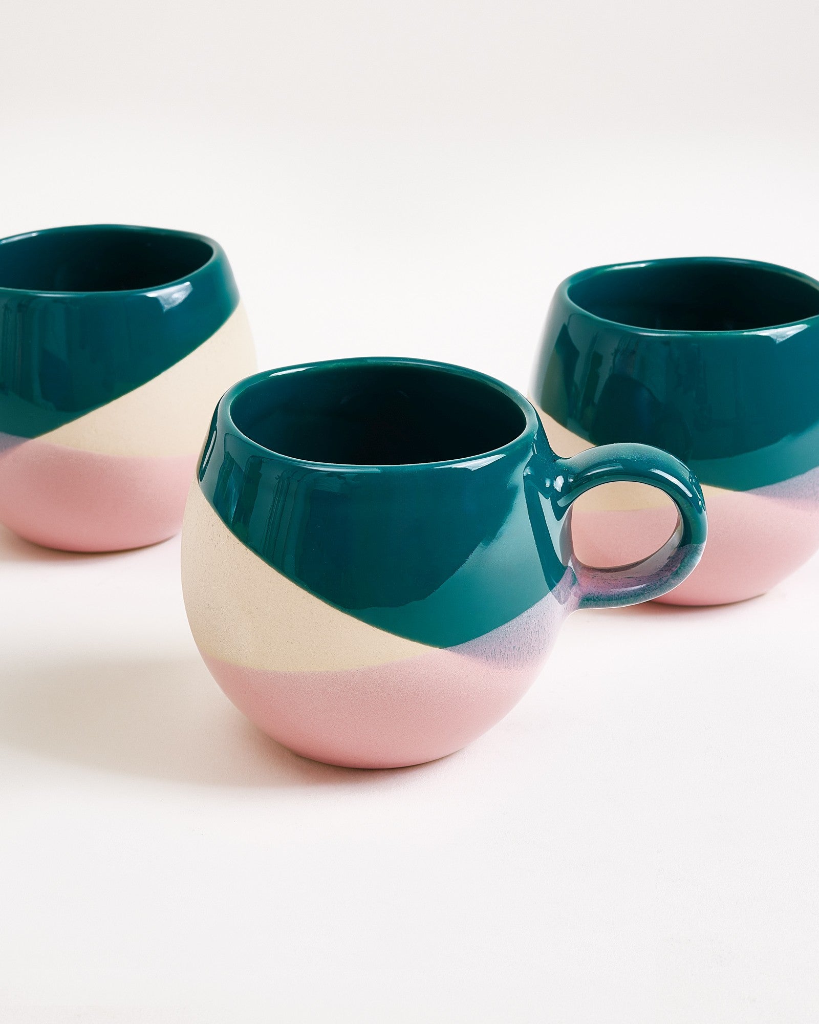 Bica set van 4 kopjes klein donkergroen roze crème