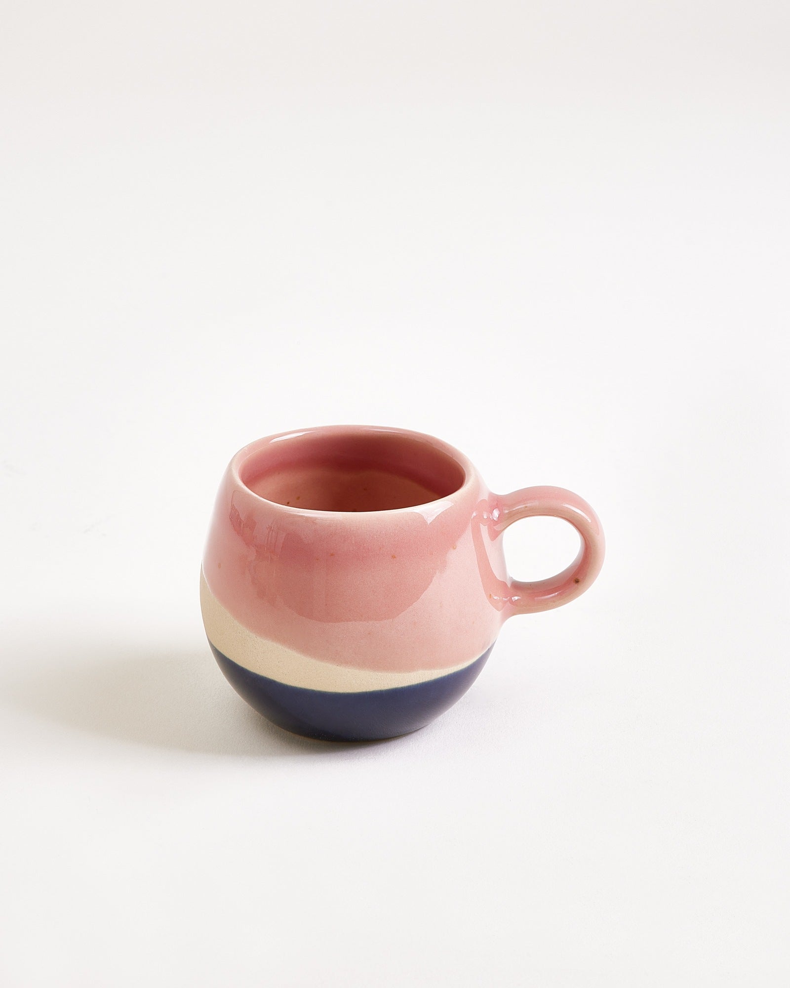 Bica Espressotasse rosa sand dunkelblau