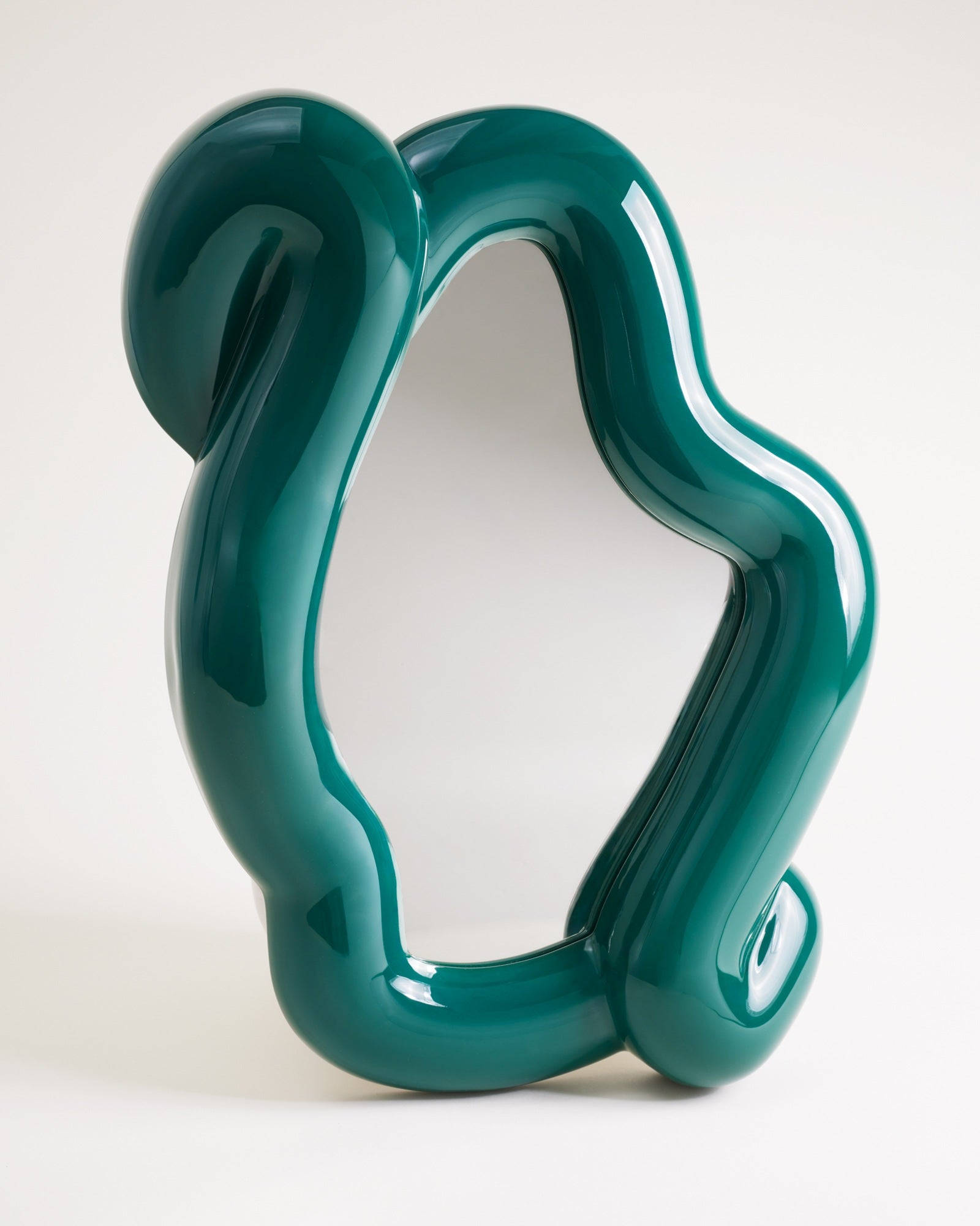 Motel a Miio x Ju Schnee Mirror dark green