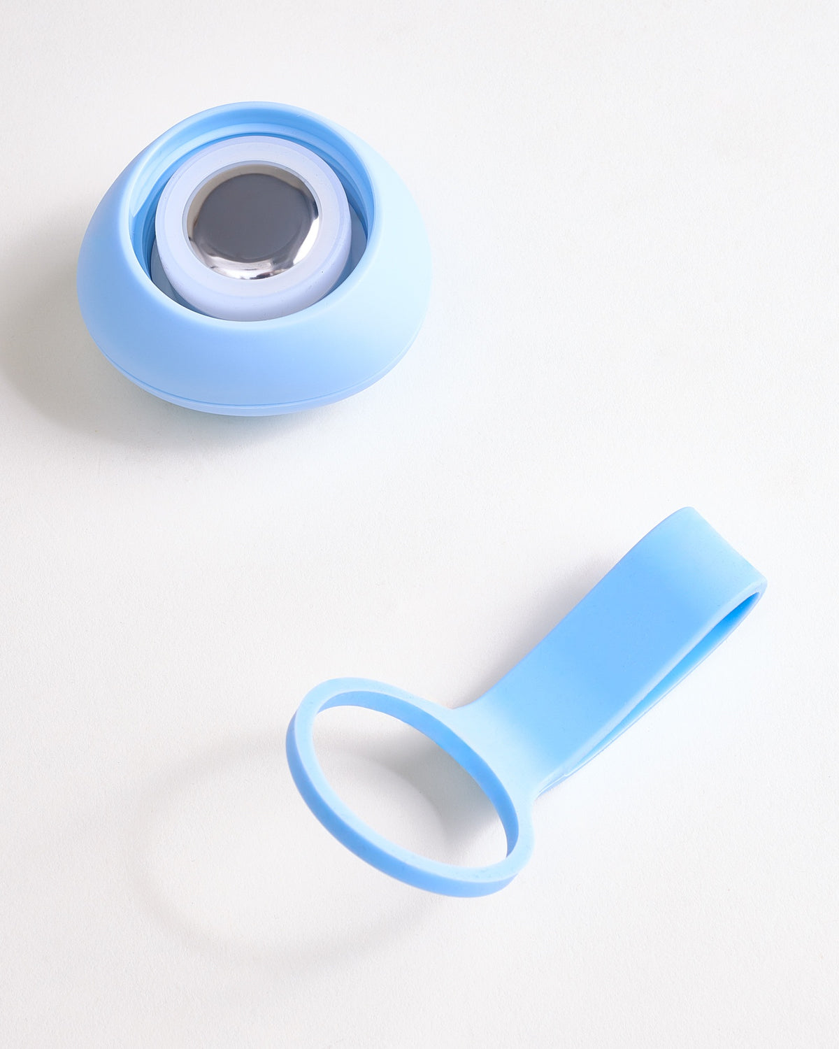 Lola Flaschendeckel mit Schlaufe hellblau