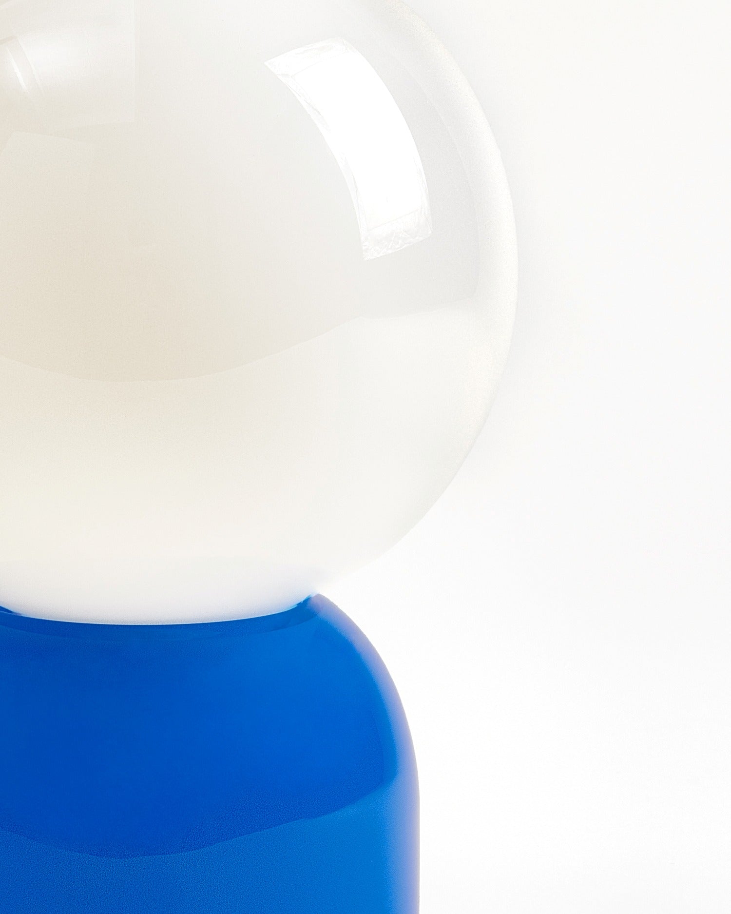 Lumo Glaslampe sand dunkelblau