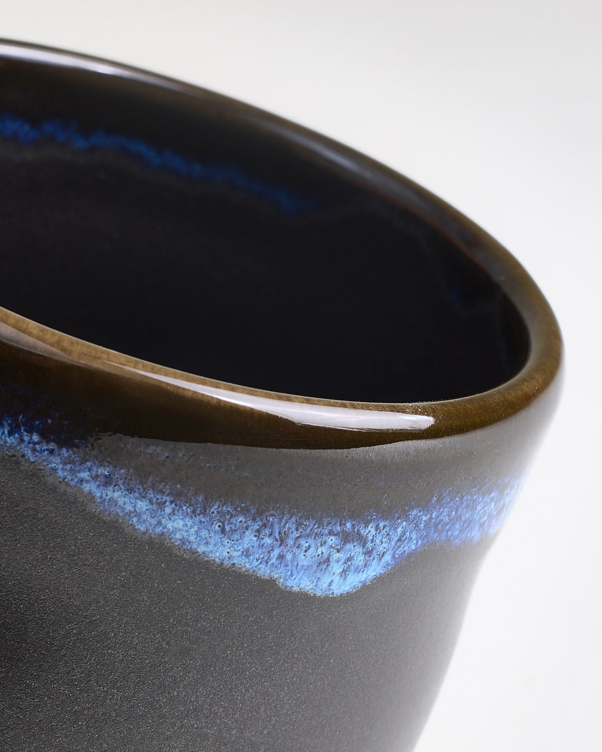 Nola - Large cup dark blue