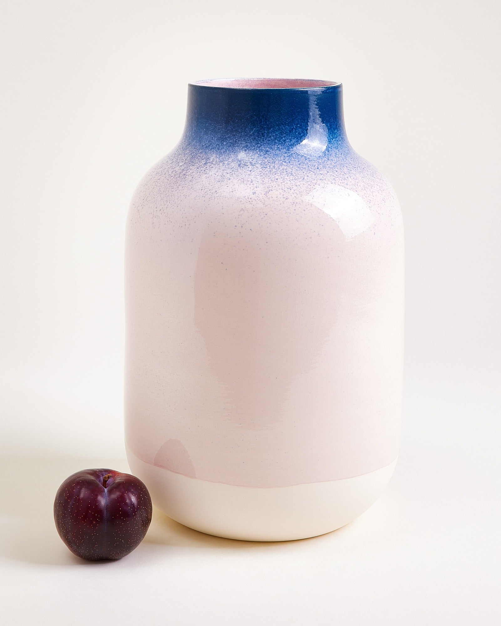 Nuno Vase L gesprenkelt blau rosa