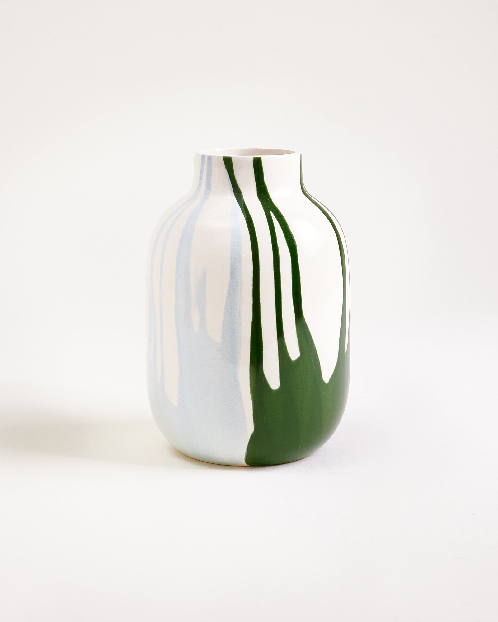 Nuno Vase M drip dunkelgrün hellblau