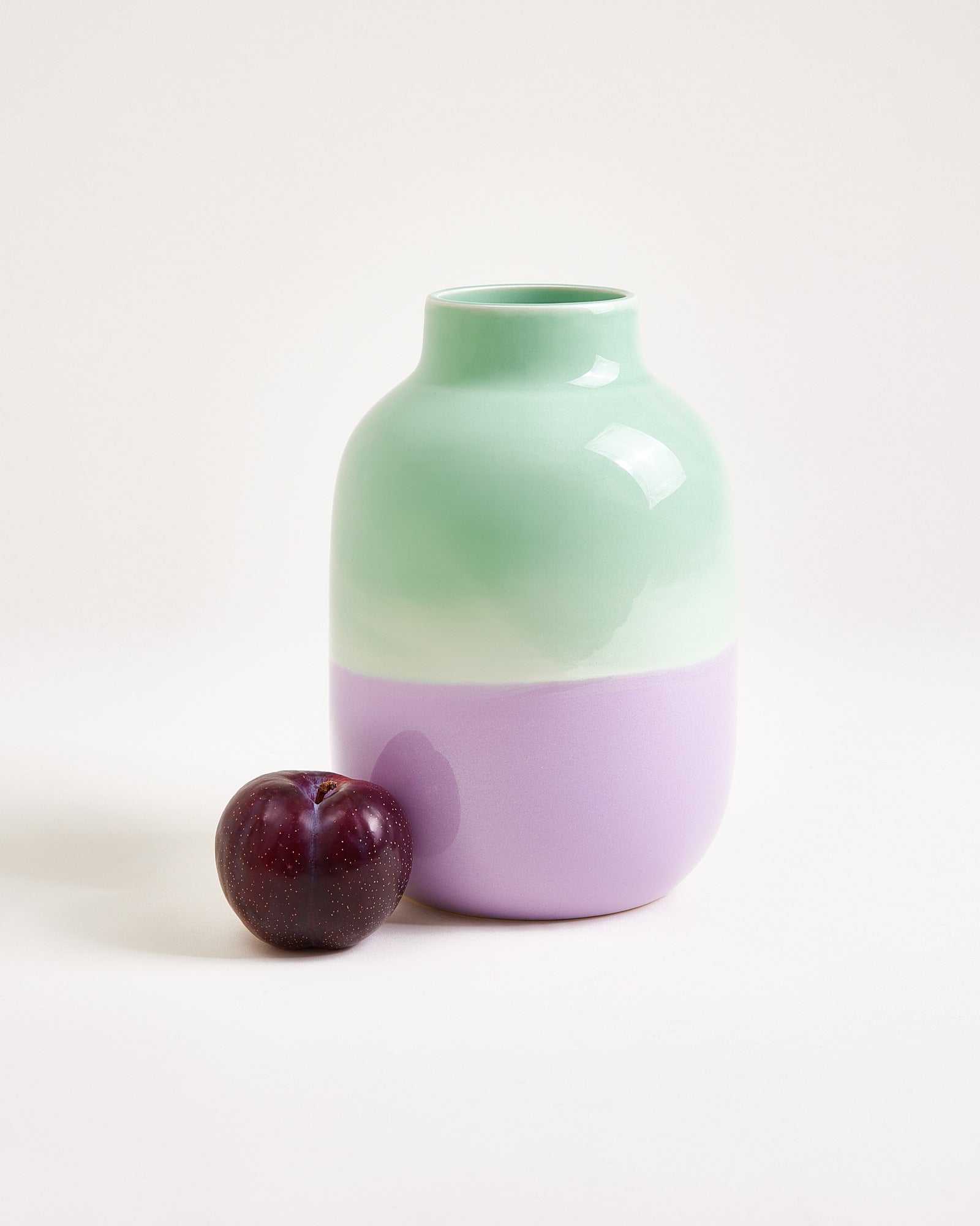 Nuno vase M - lilac mint