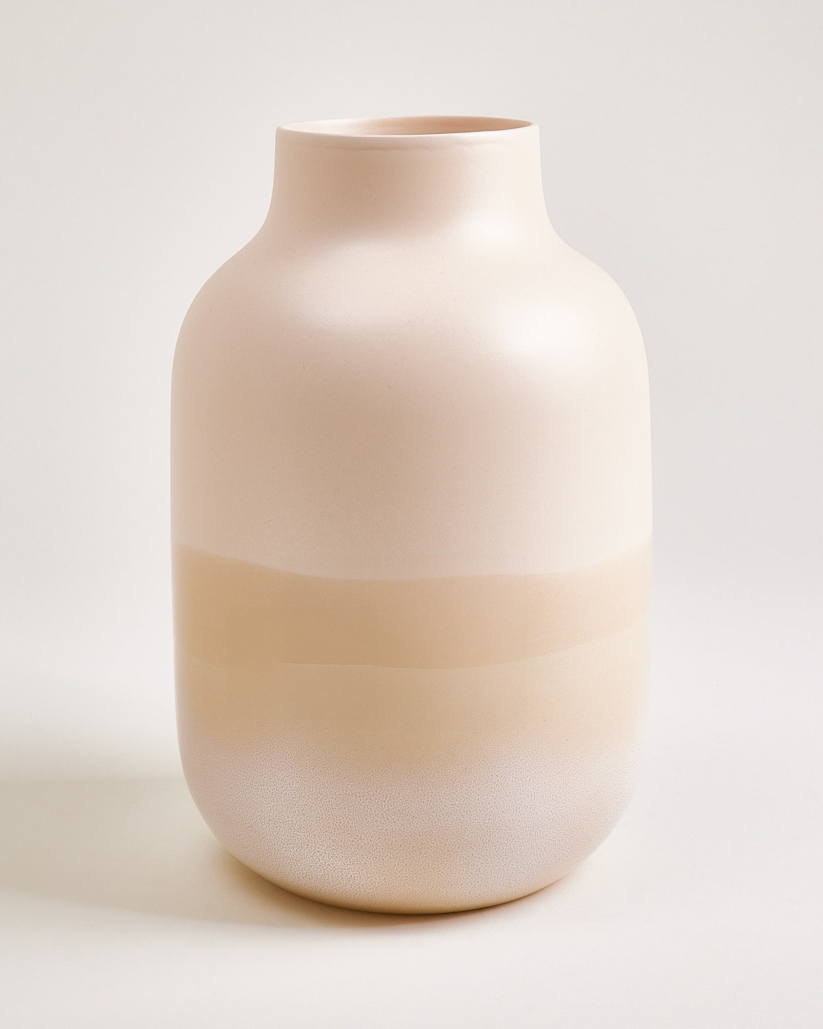 Nuno Vase L sand