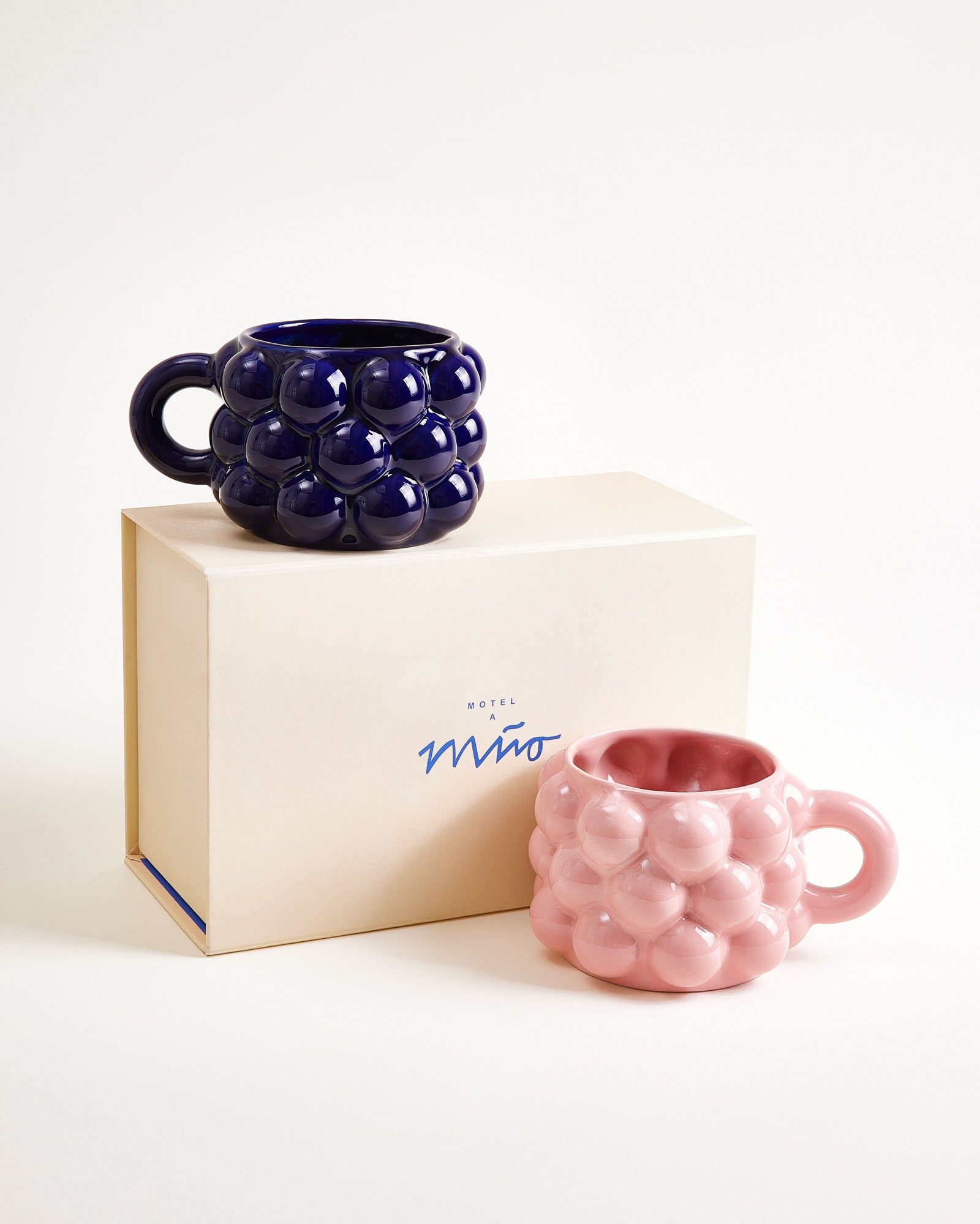 Gift Set Motel a Miio x Patrick Vogel - Large mugs pink dark blue 3 pieces