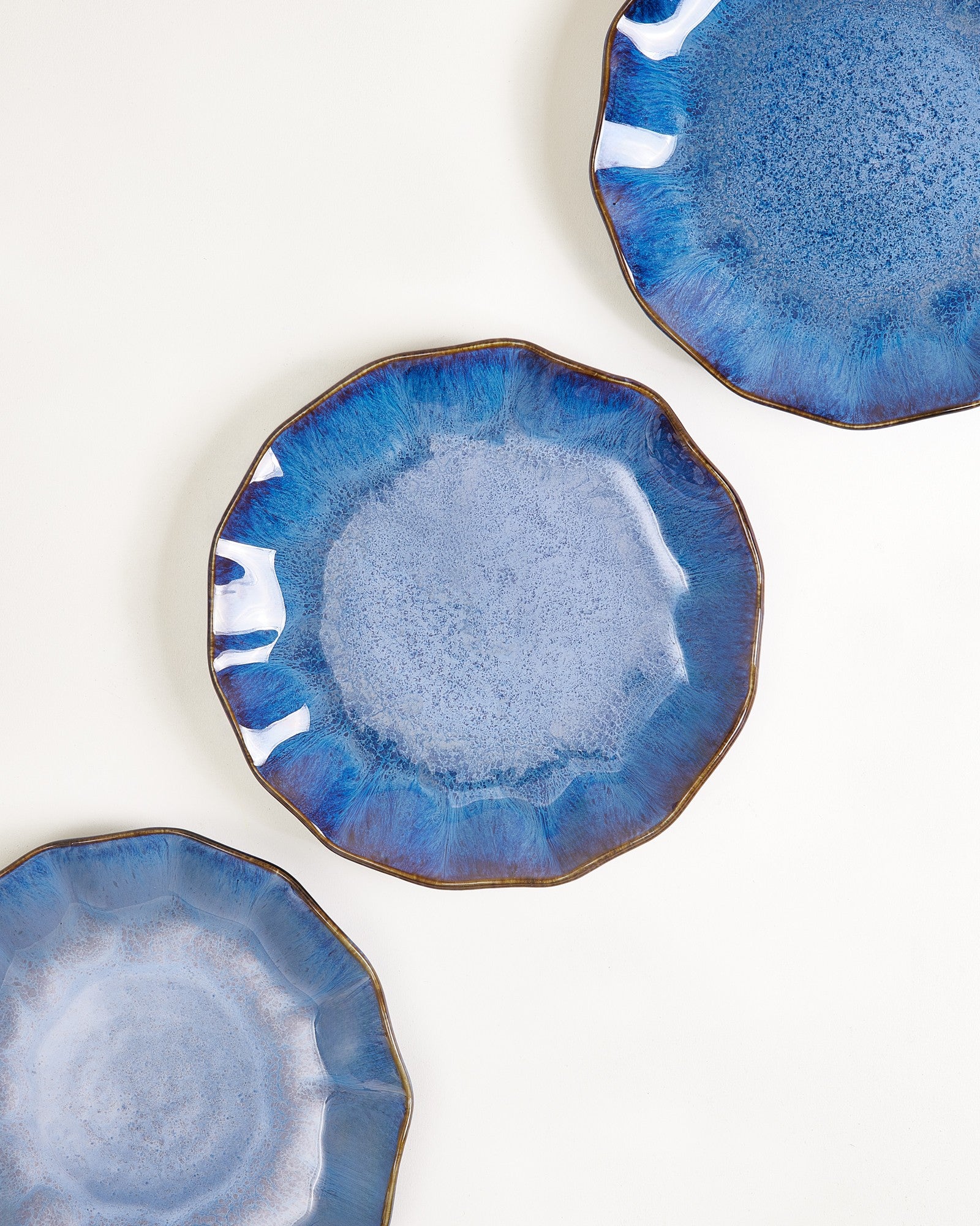 Pérola - Small plate shell dark blue