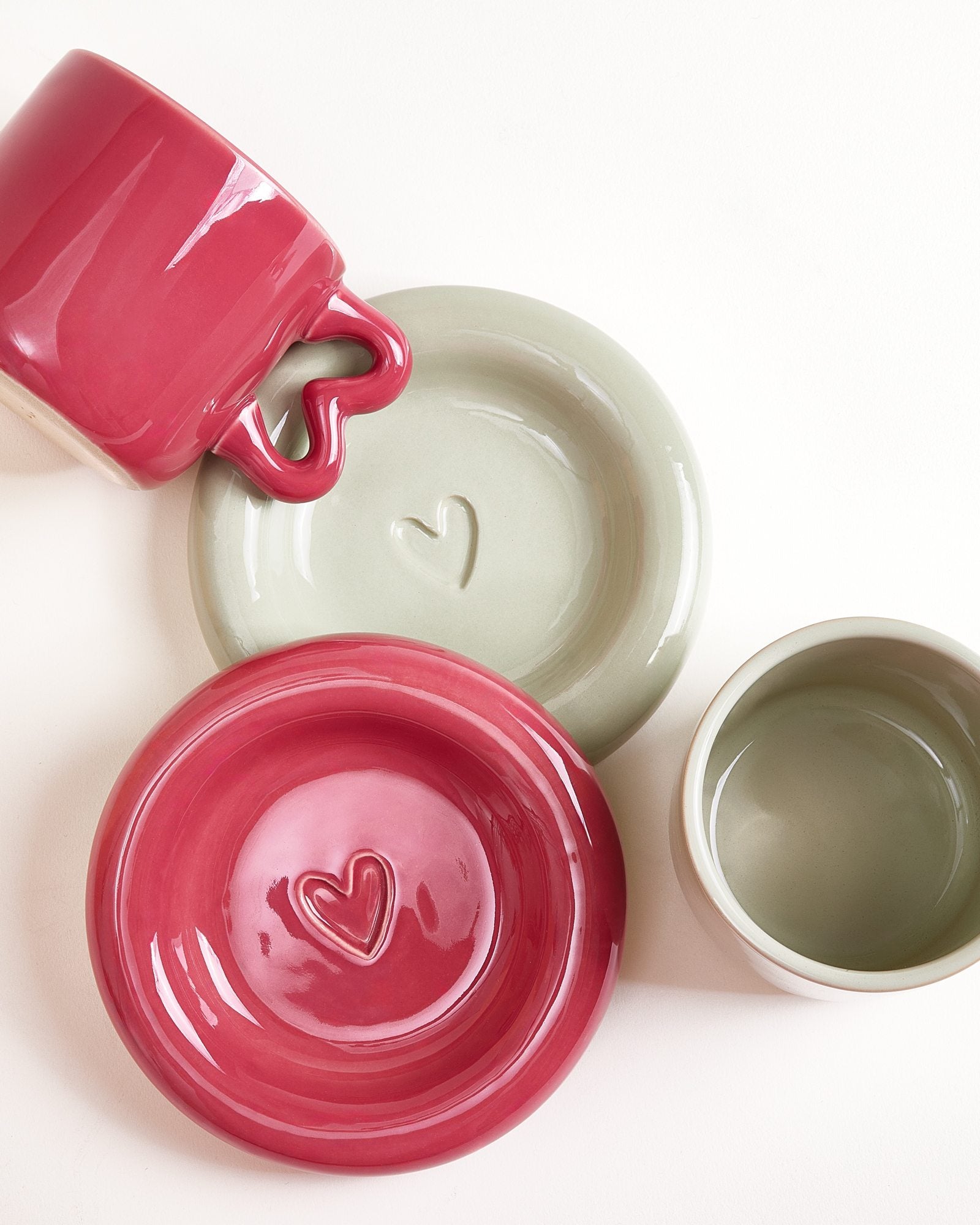 Gift set Seia small mugs & small saucers with heart burgundy sage 5 pieces