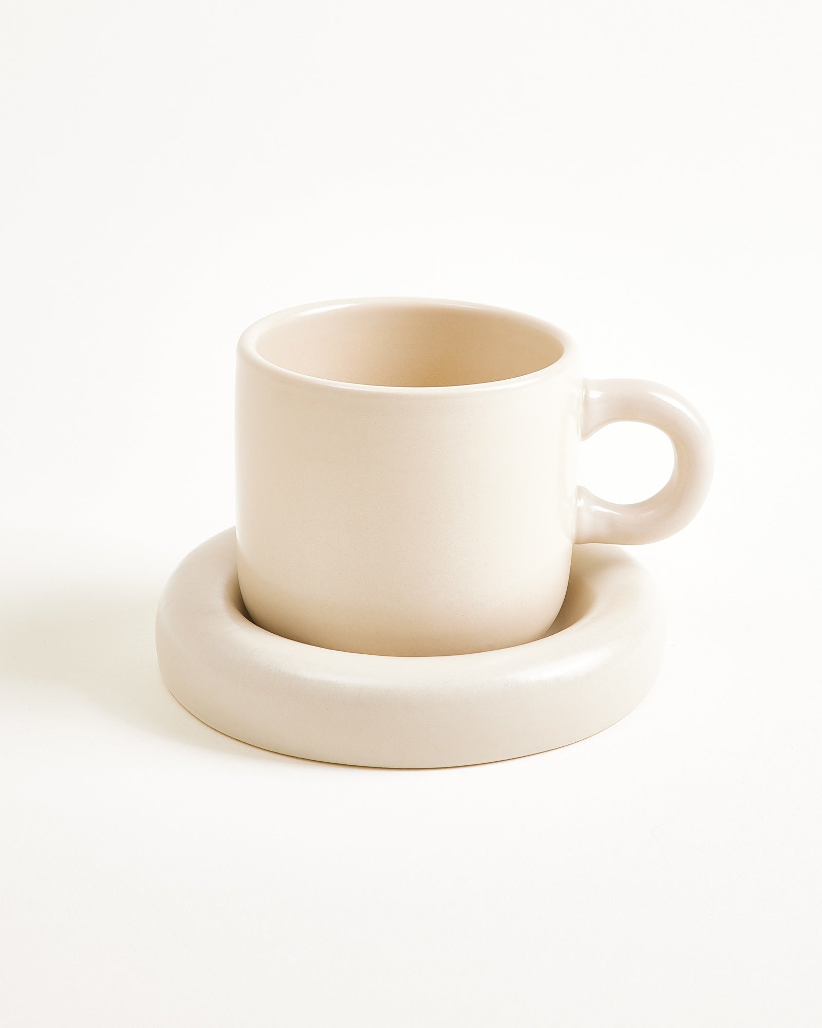 Seia mug & saucer sand