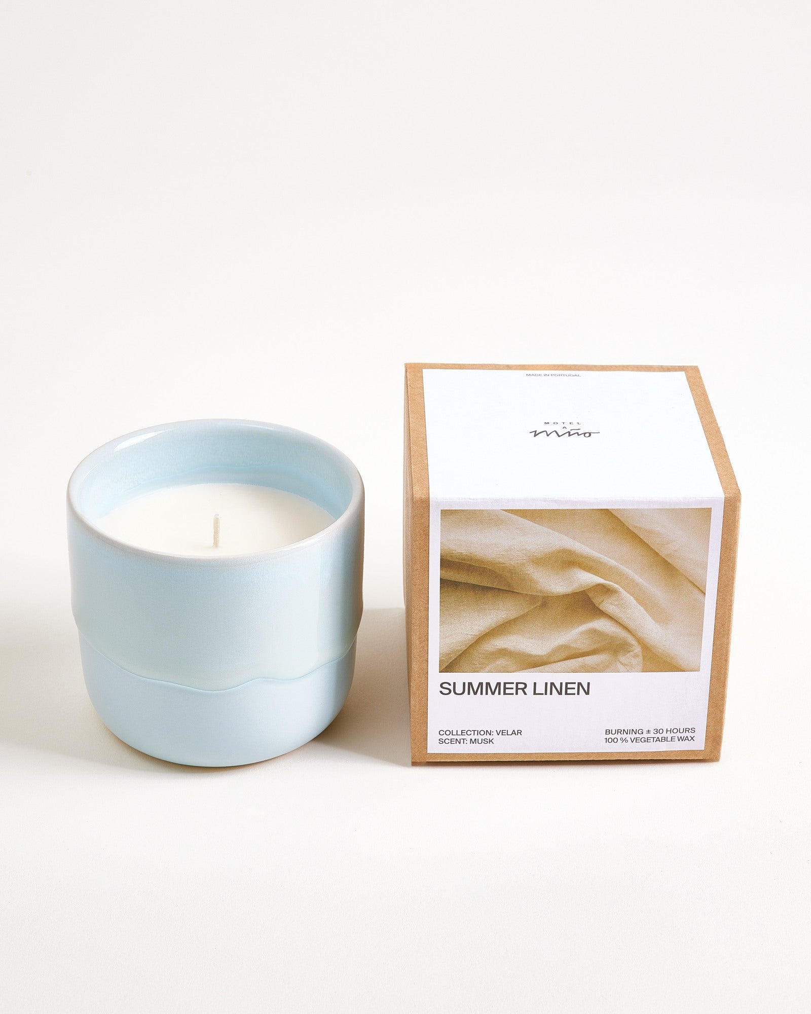 Velar geurkaars "Summer Linen" lichtblauw