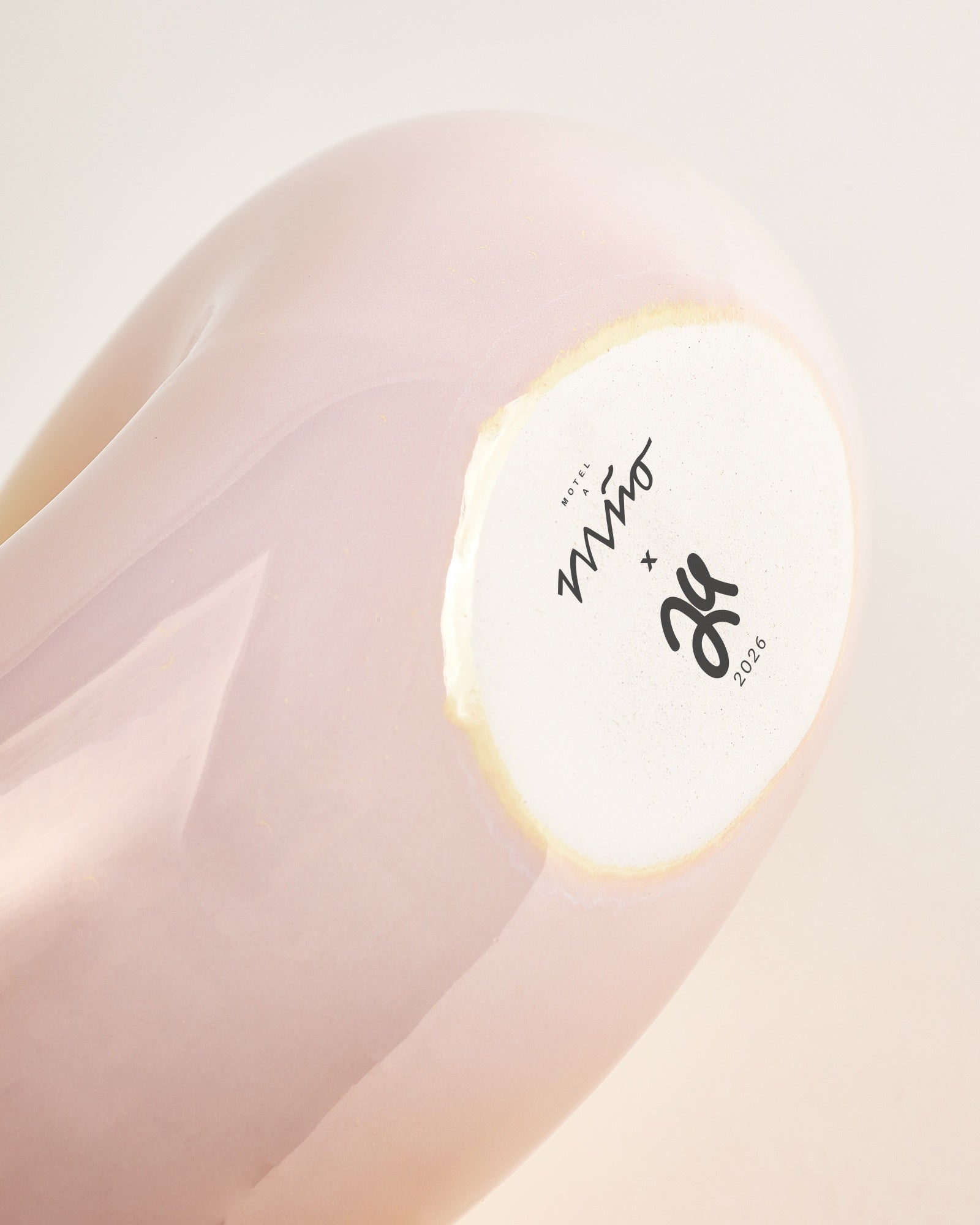 MaM x Ju Schnee - Vase L yellow pink