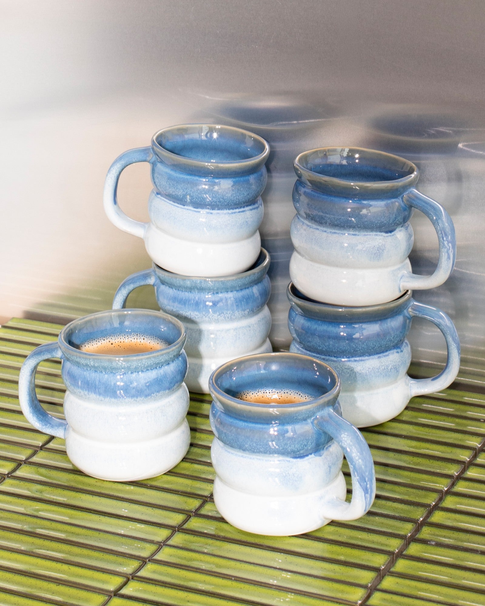 Ombra - Large mug Bubble dark blue light blue