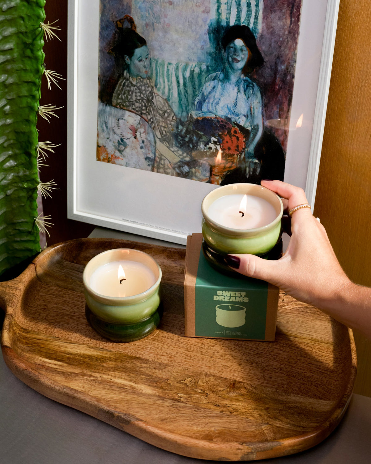 Ombra - Scented candle Sweet Dreams light green dark green