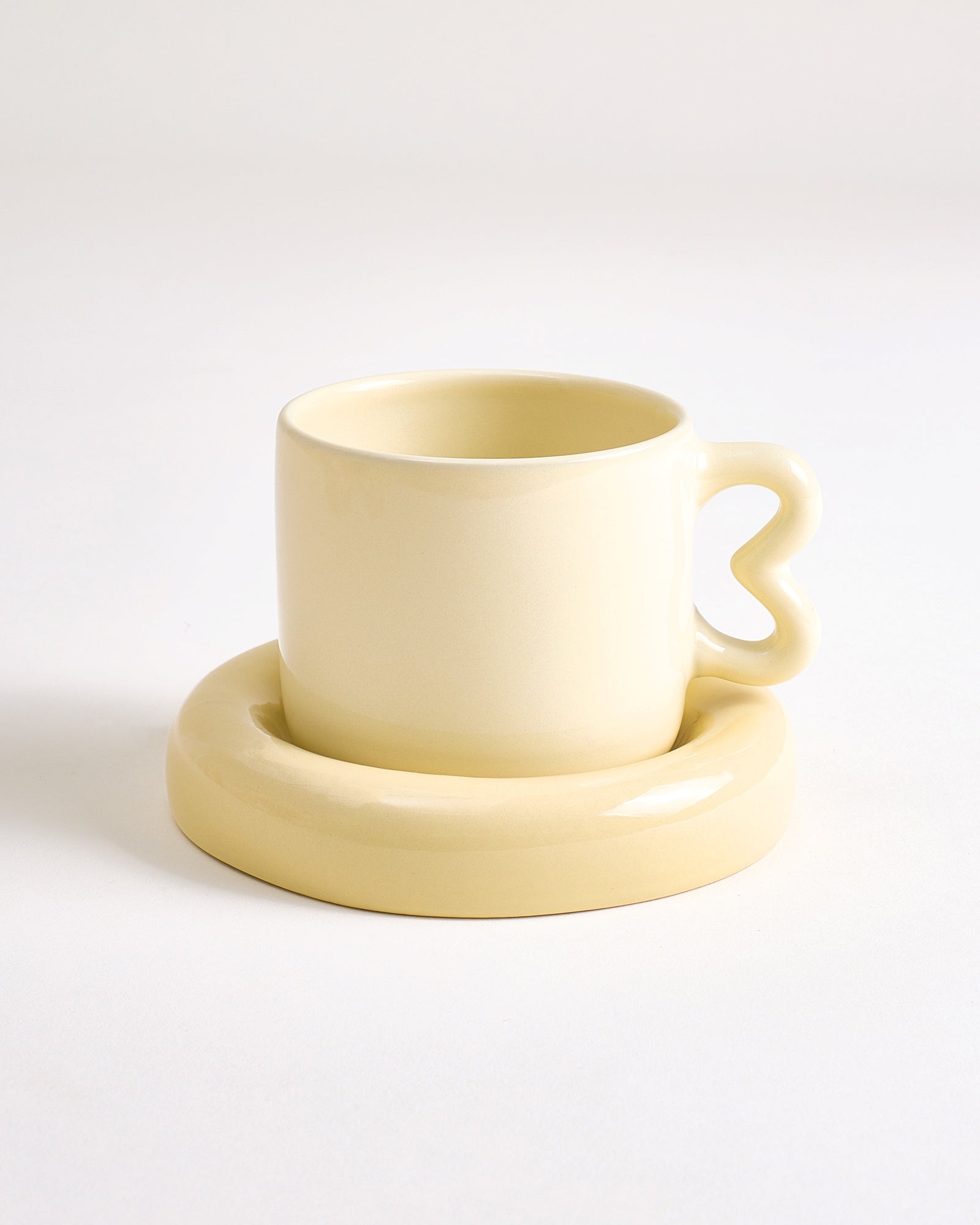 Seia Mug & Saucer, Heart, Yellow
