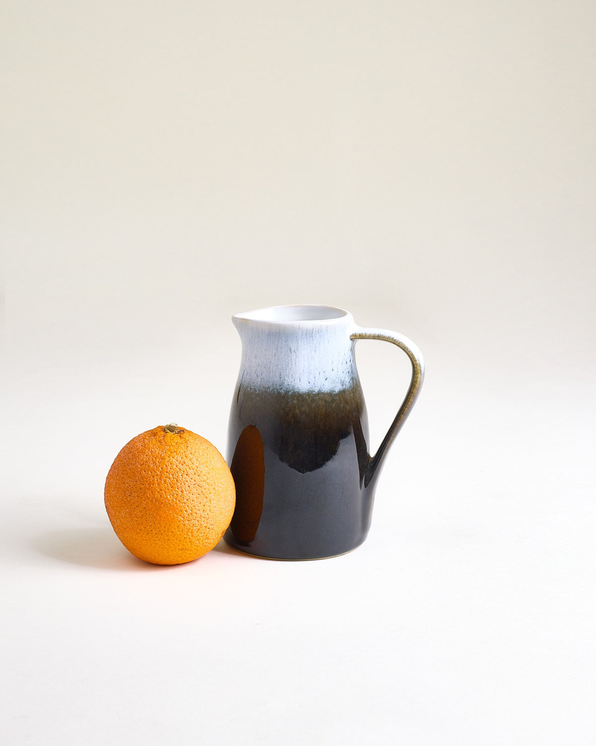 Alcachofra - Milk jug black-blue