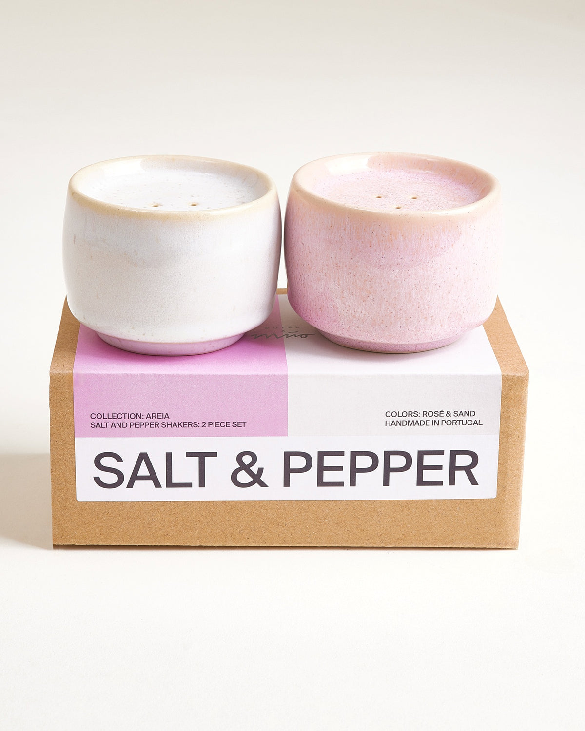 Areia - Salt & pepper shakers sand rosé