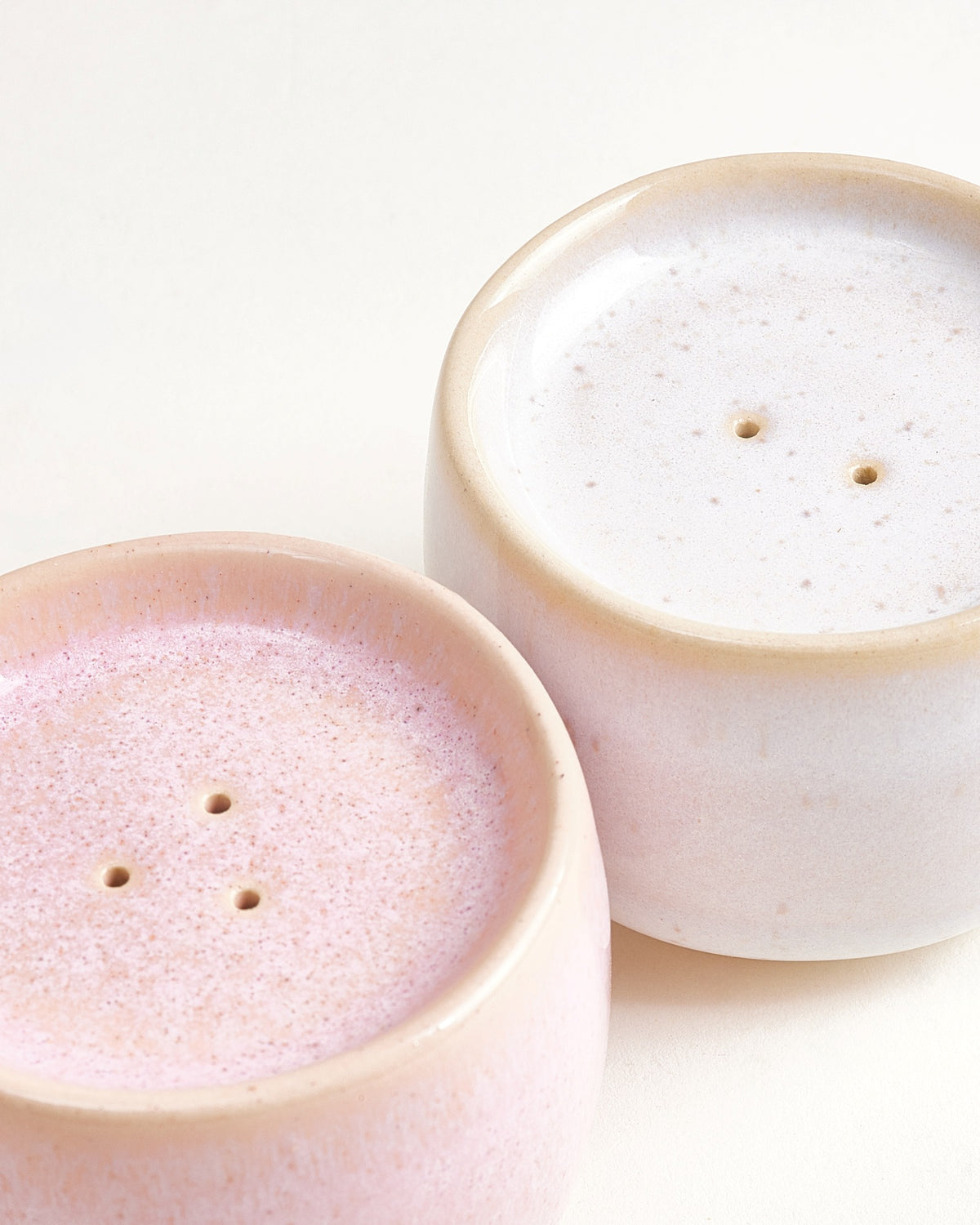 Areia - Salt & pepper shakers sand rosé