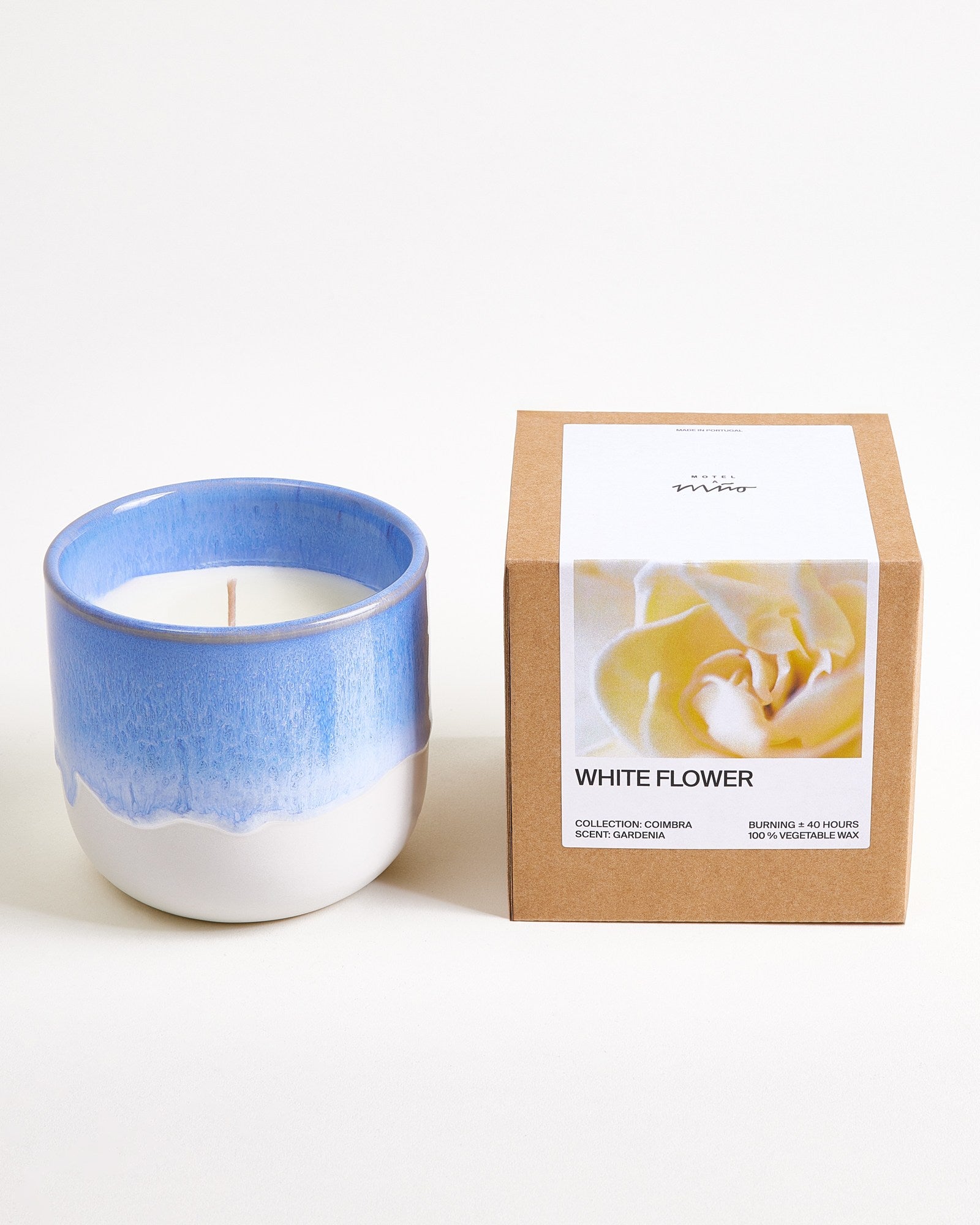 Coimbra - scented candle "Gardenia" cornflower