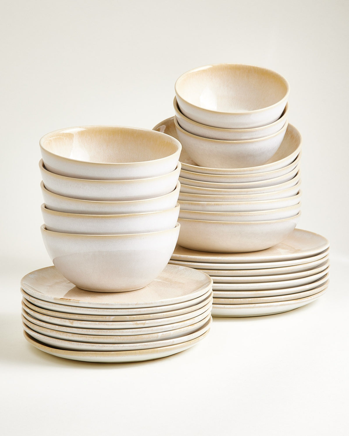 Cordoama - Set de vaisselle classique sable 32 pièces