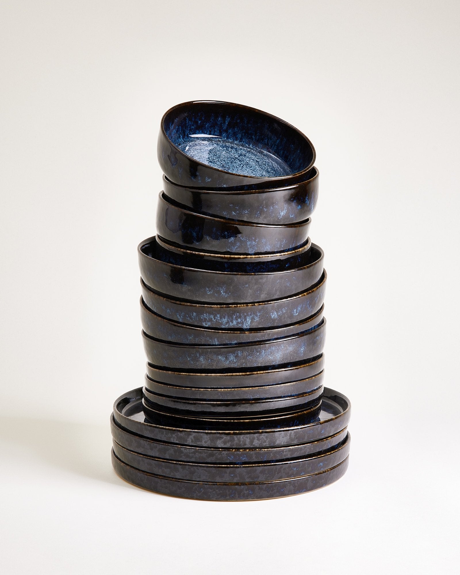 Cordoama - Service de vaisselle bleu foncé 16 pièces