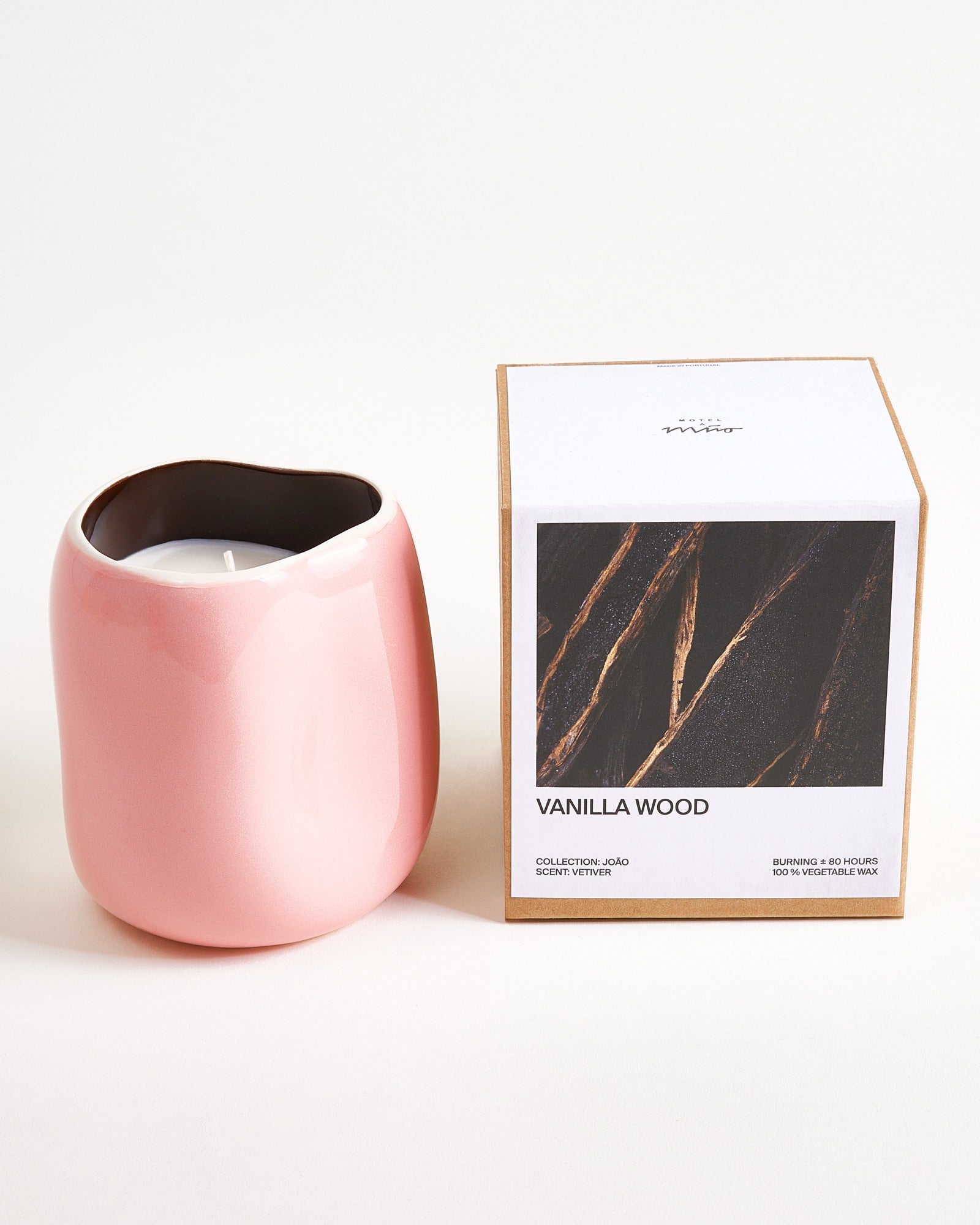 João - scented candle "Vanilla Wood" pink brown