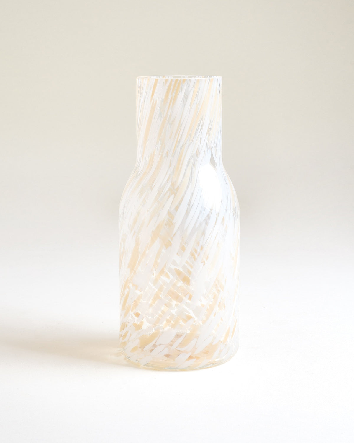 Joia - Carafe en verre drops sable