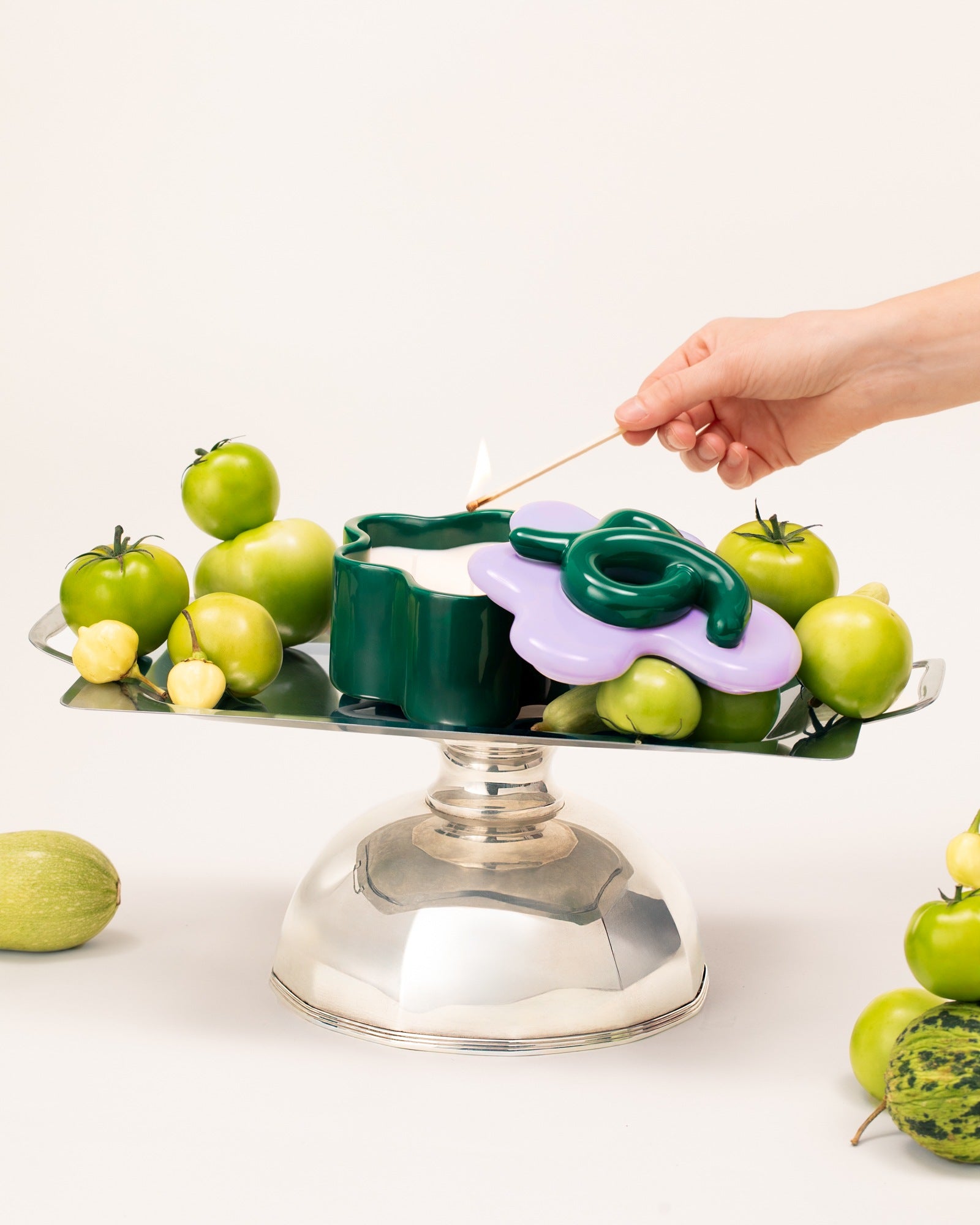 Motel a Miio x Ju Schnee Viparita geurkaars "Violet Grove" donkergroen paars