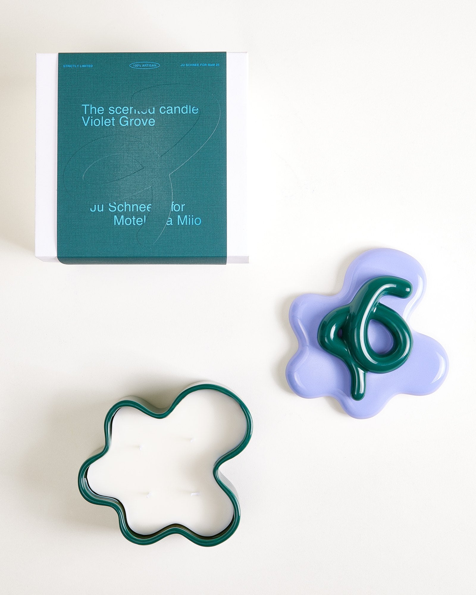 Motel a Miio x Ju Schnee Duftkerze Violet Grove dunkelgrün lila