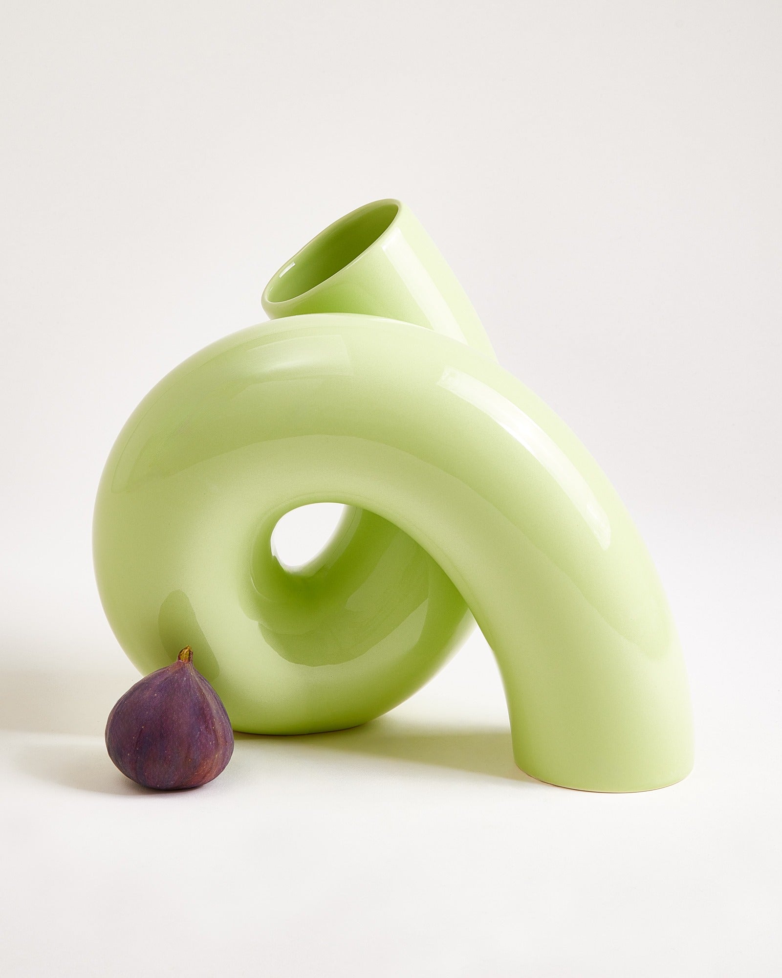Motel a Miio x Ju Schnee Viparita vase L lime