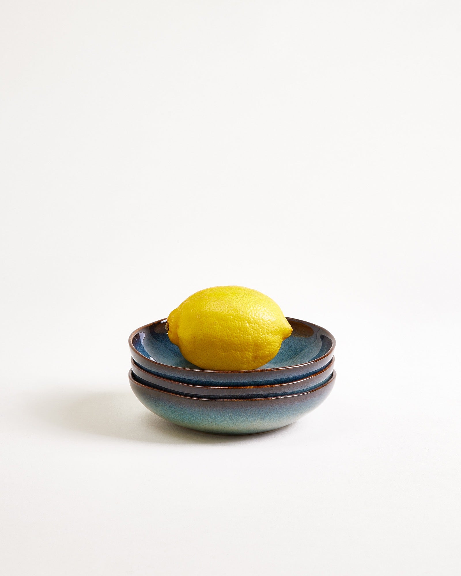 Madeira Miniteller tief grünblau