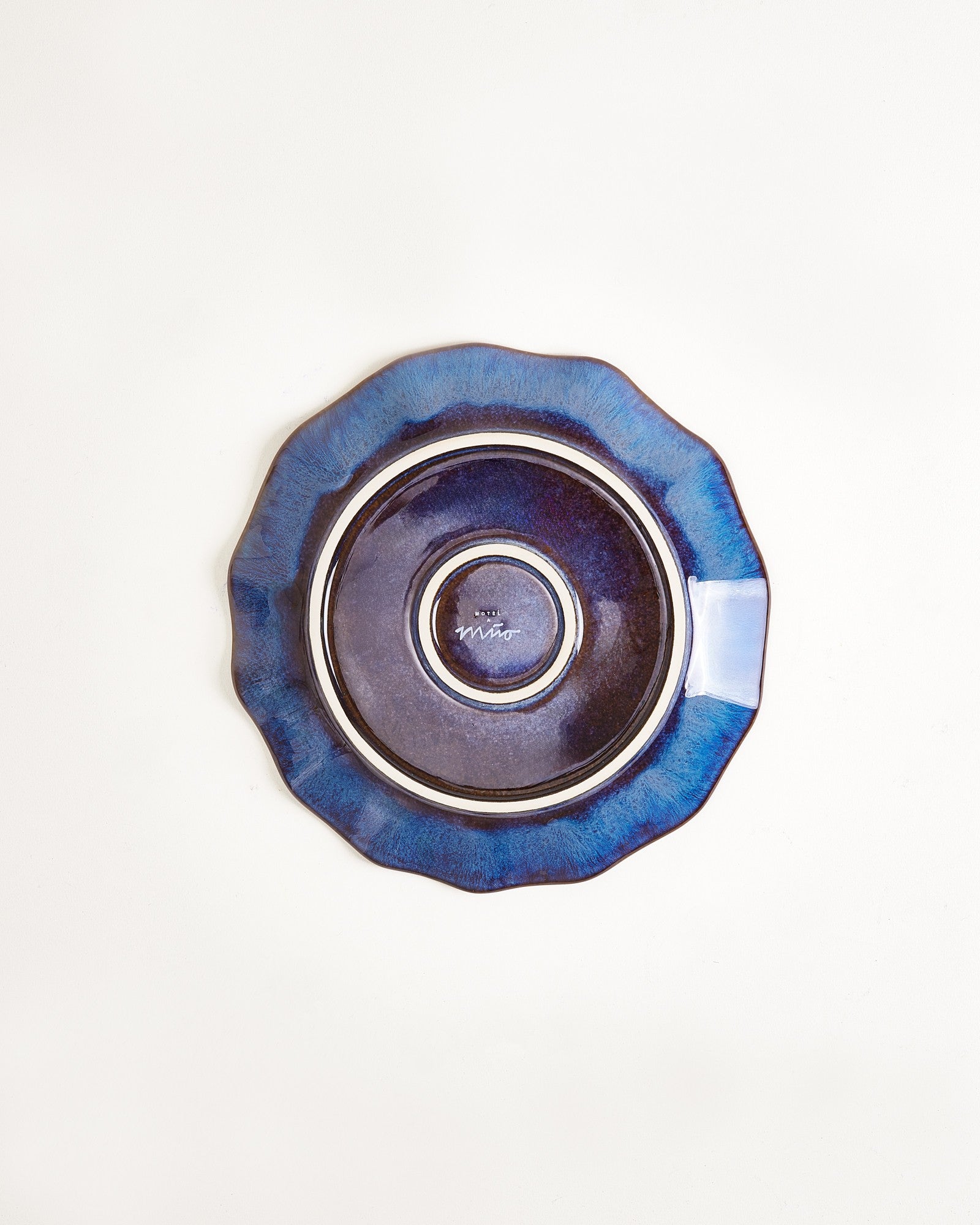 Pérola - Small plate shell dark blue