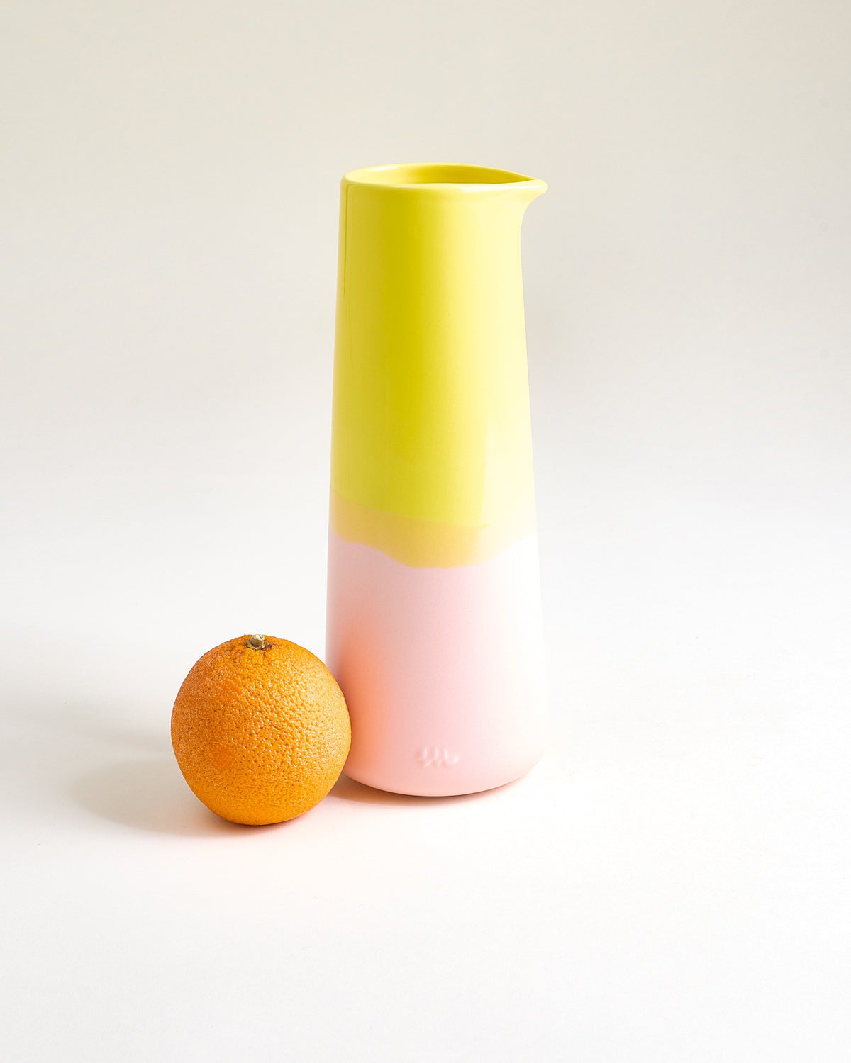 Pinguim - Carafe yellow rosé