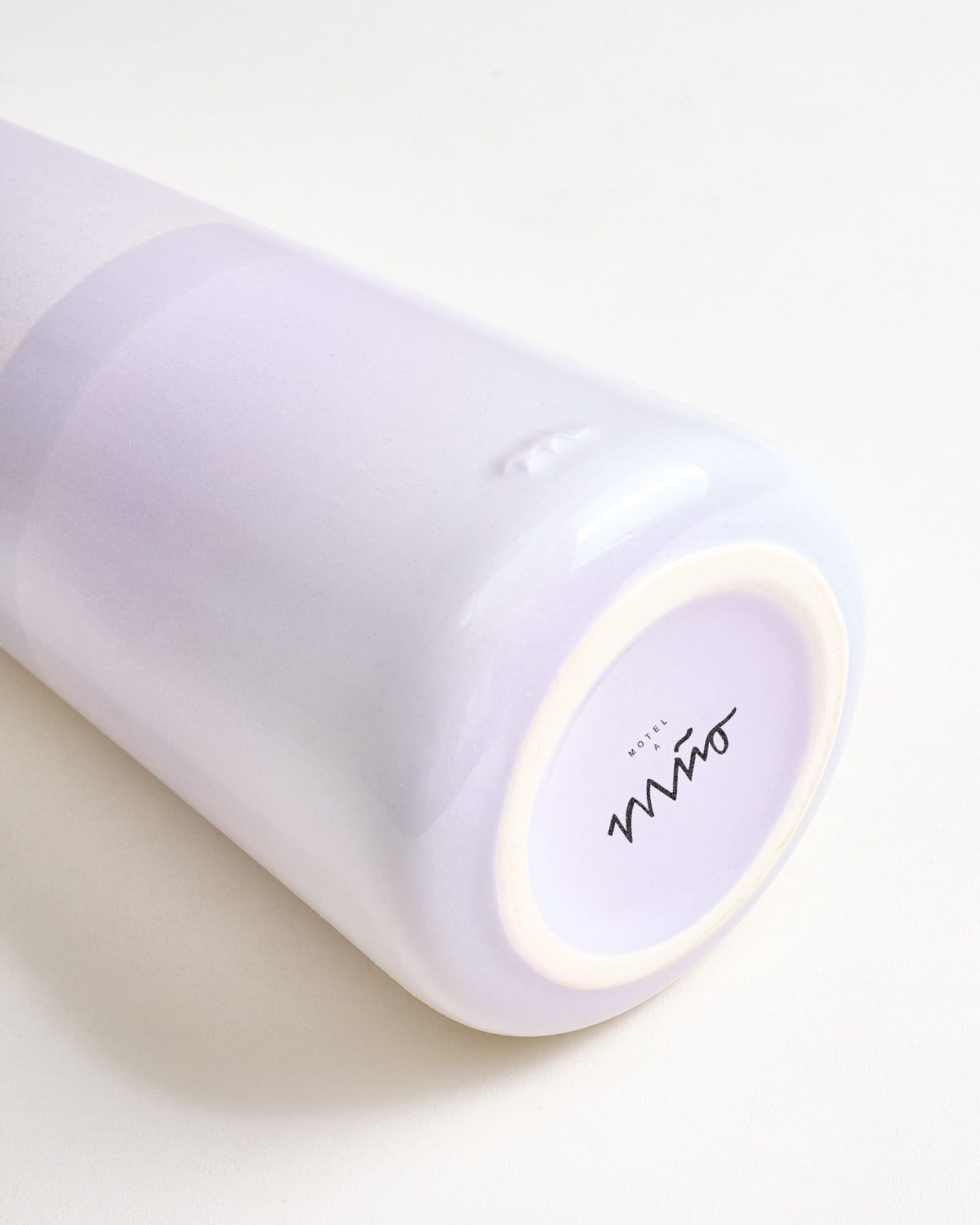 Pinguim - Carafe purple