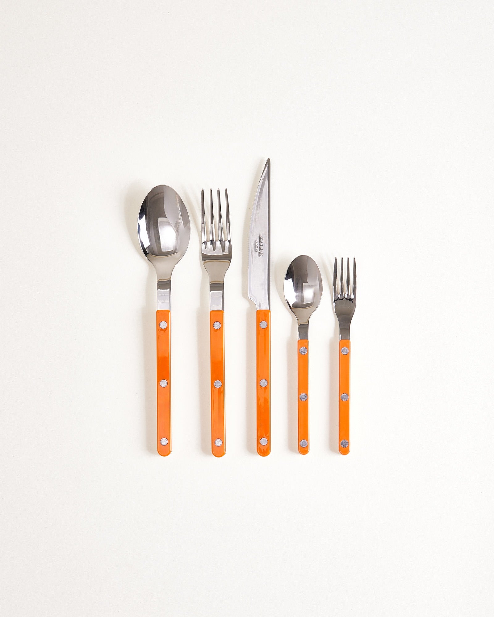 MaM x Sabre Paris - Couverts orange et blanc cassé lot de 5