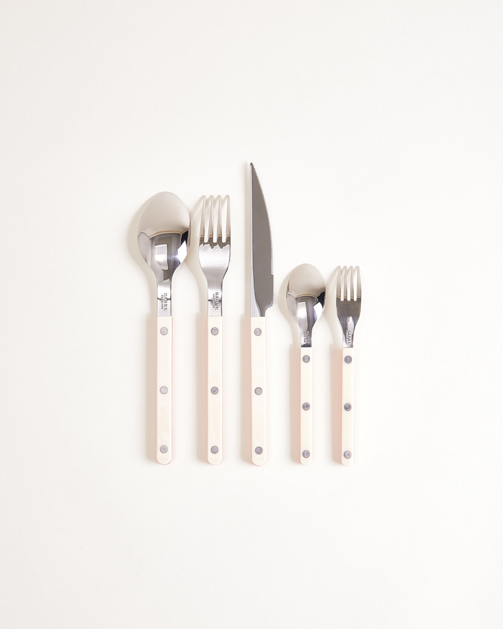 MaM x Sabre Paris - Couverts orange et blanc cassé lot de 5