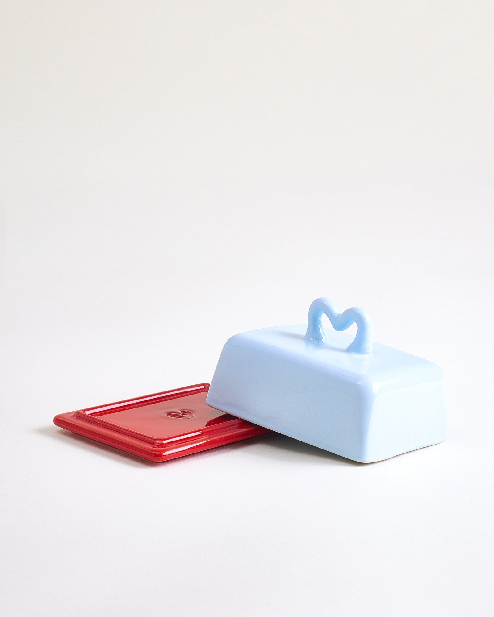 Seia Butterdose Herz hellblau rot